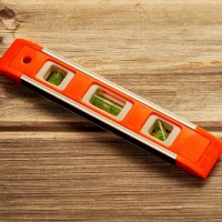 A Small Torpedo Level